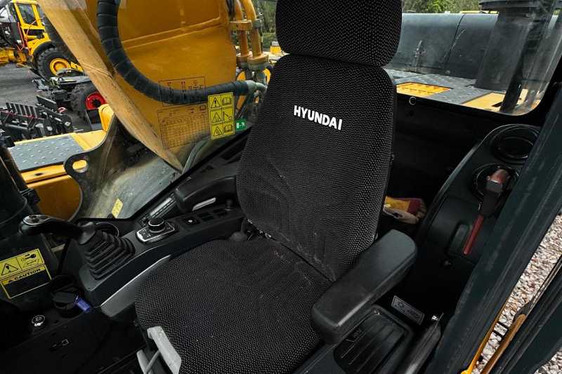 OmecoHub - Immagine HYUNDAI HX520L